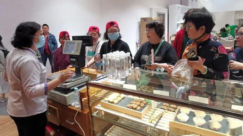 好看又好吃丨光明食品集團(tuán)花博會特許經(jīng)營商品等你來打卡